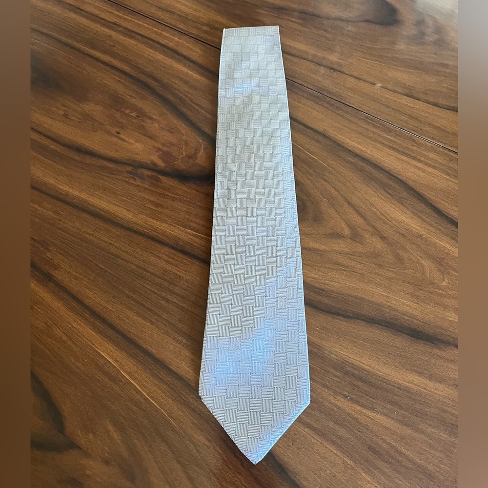 Men’s RBM Imported Silk Tie. Excellent condition